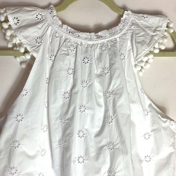 J. Crew white eyelet pompom sleeveless top size medium NWT - Picture 5 of 7